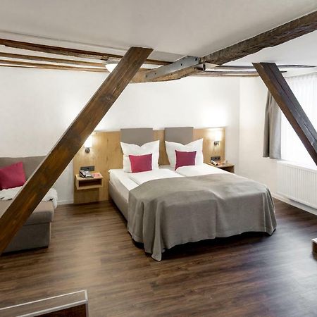 Hotel & Restaurant Lamm Mosbach  Esterno foto
