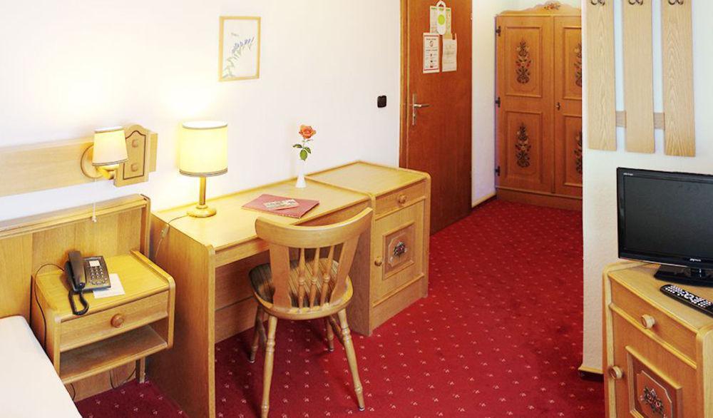 Hotel & Restaurant Lamm Mosbach  Esterno foto
