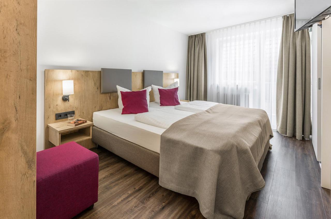 Hotel & Restaurant Lamm Mosbach  Esterno foto